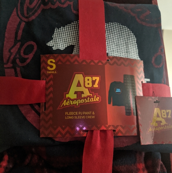 NWT Aeropostale Size Small A87 Fleece PJ Pants & Long Sleeve Crew Set - Picture 5 of 6